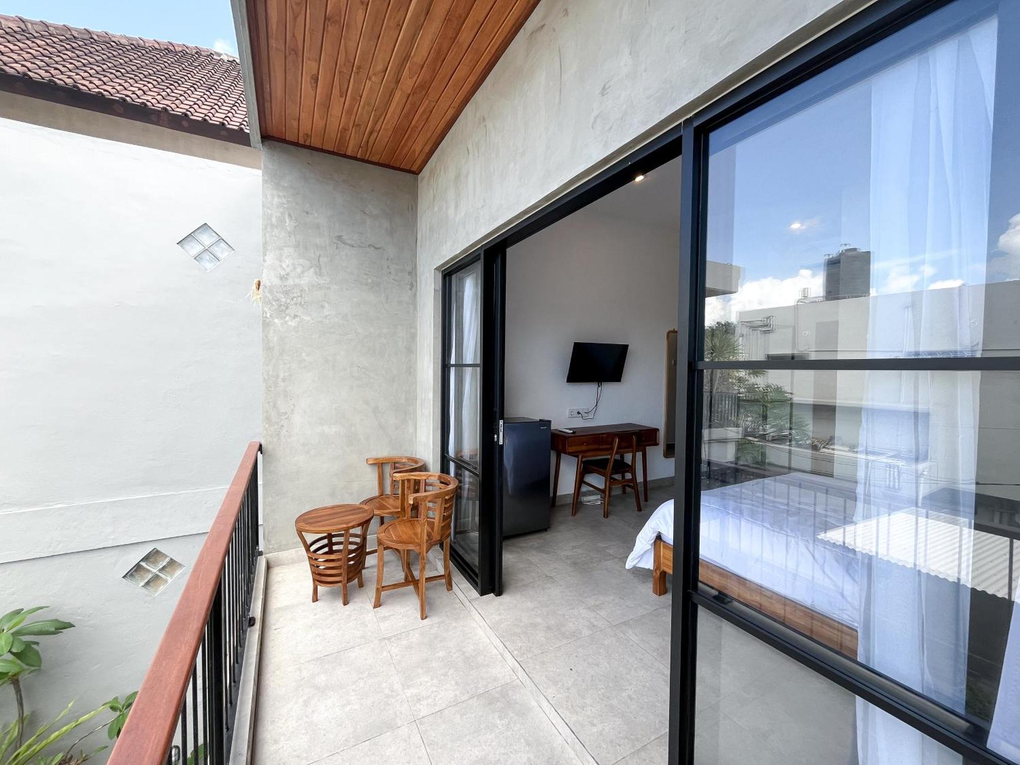 Adi Surya Guest House Seminyak  Exterior photo