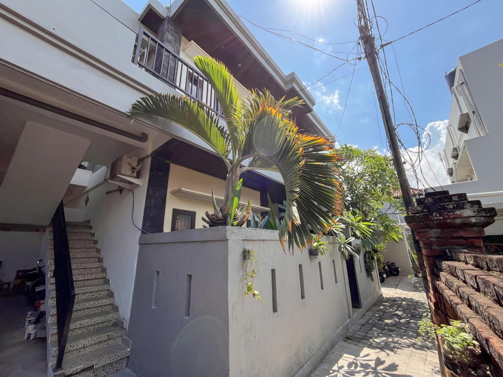 Adi Surya Guest House Seminyak  Exterior photo