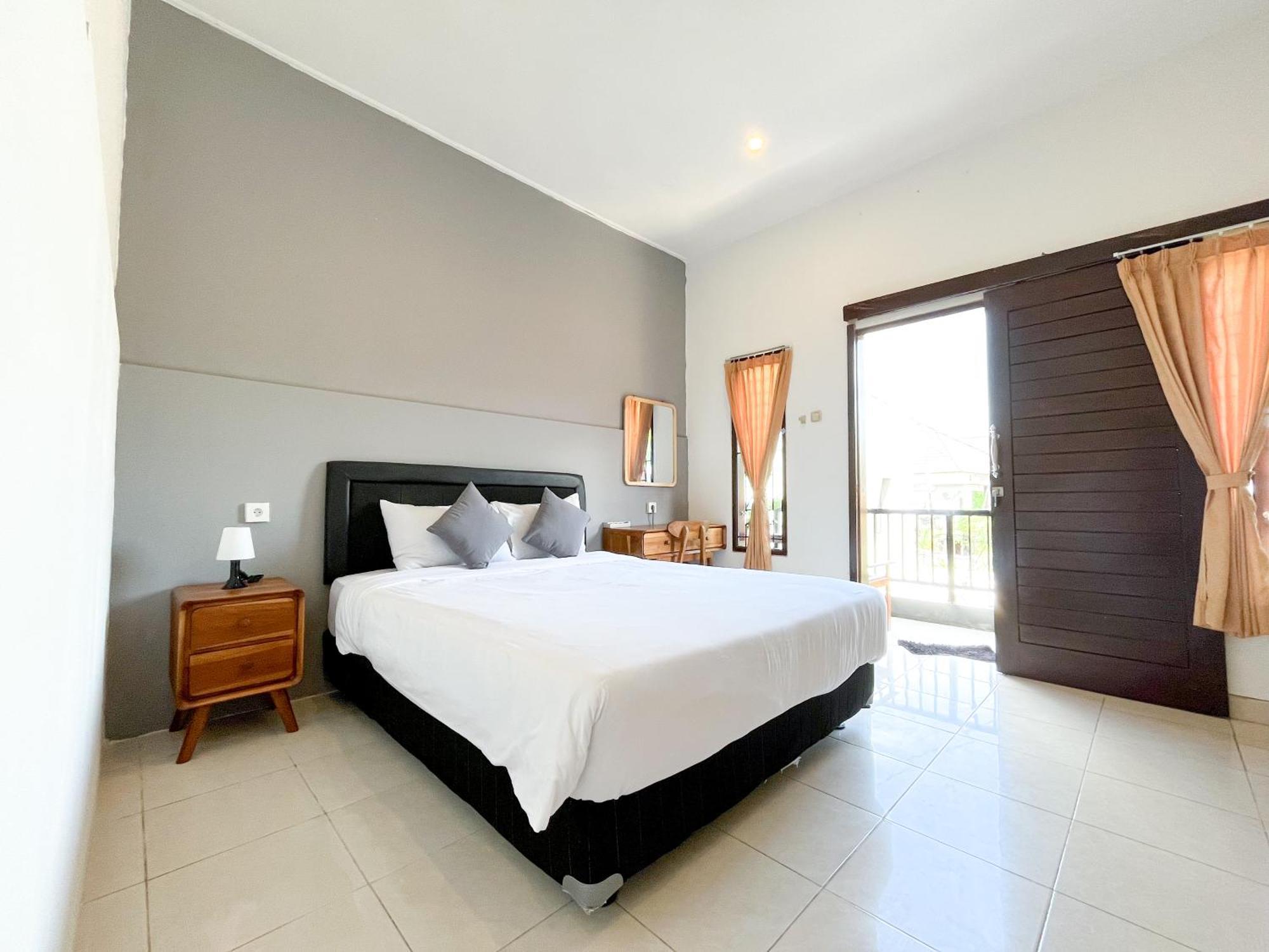 Adi Surya Guest House Seminyak  Exterior photo